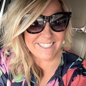 Meet your Posher, Paige